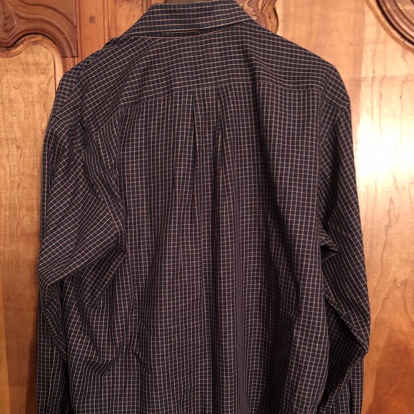 Classic button down - Picture 7 of 7